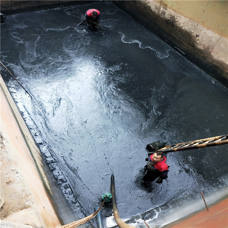 临渭废水池清理